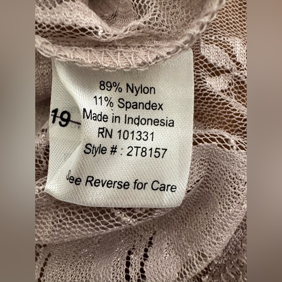 NWOT Women’s Charolette Russe Y2K Inspired Floral Lace Sheer Cottagecore Top - Picture 8 of 9